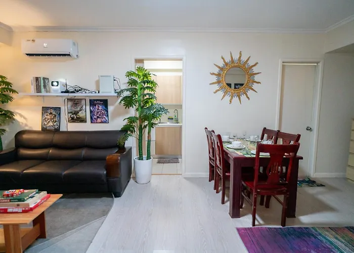 Apartment A2j Luxury 2br Bgc Near Sm Aura, Market2x Manila