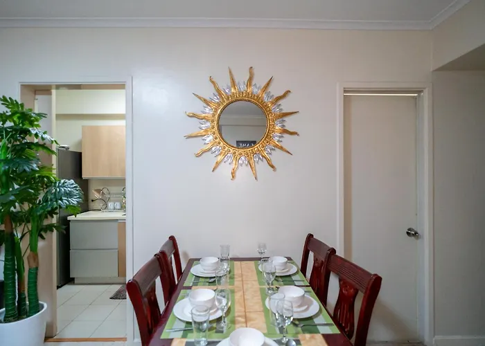 A2j Luxury 2br Bgc Near Sm Aura, Market2x Manila