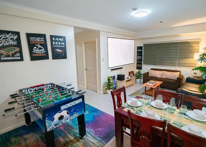 A2j Luxury 2br Bgc Near Sm Aura, Market2x *