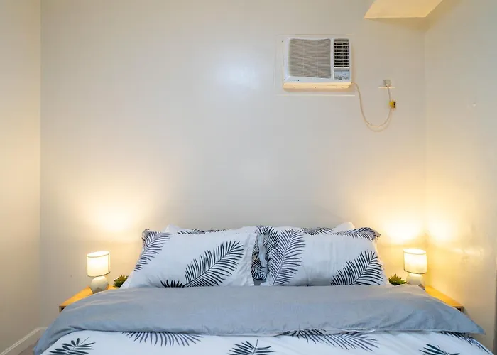 A2j Luxury 2br Bgc Near Sm Aura, Market2x
