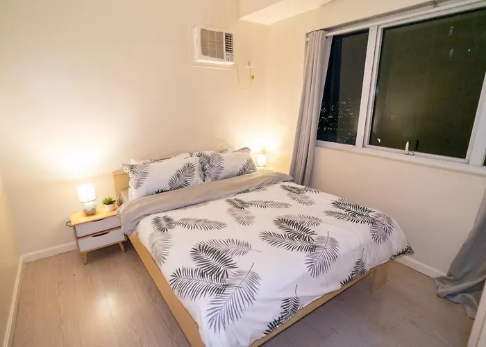 Apartment A2j Luxury 2br Bgc Near Sm Aura, Market2x Manila